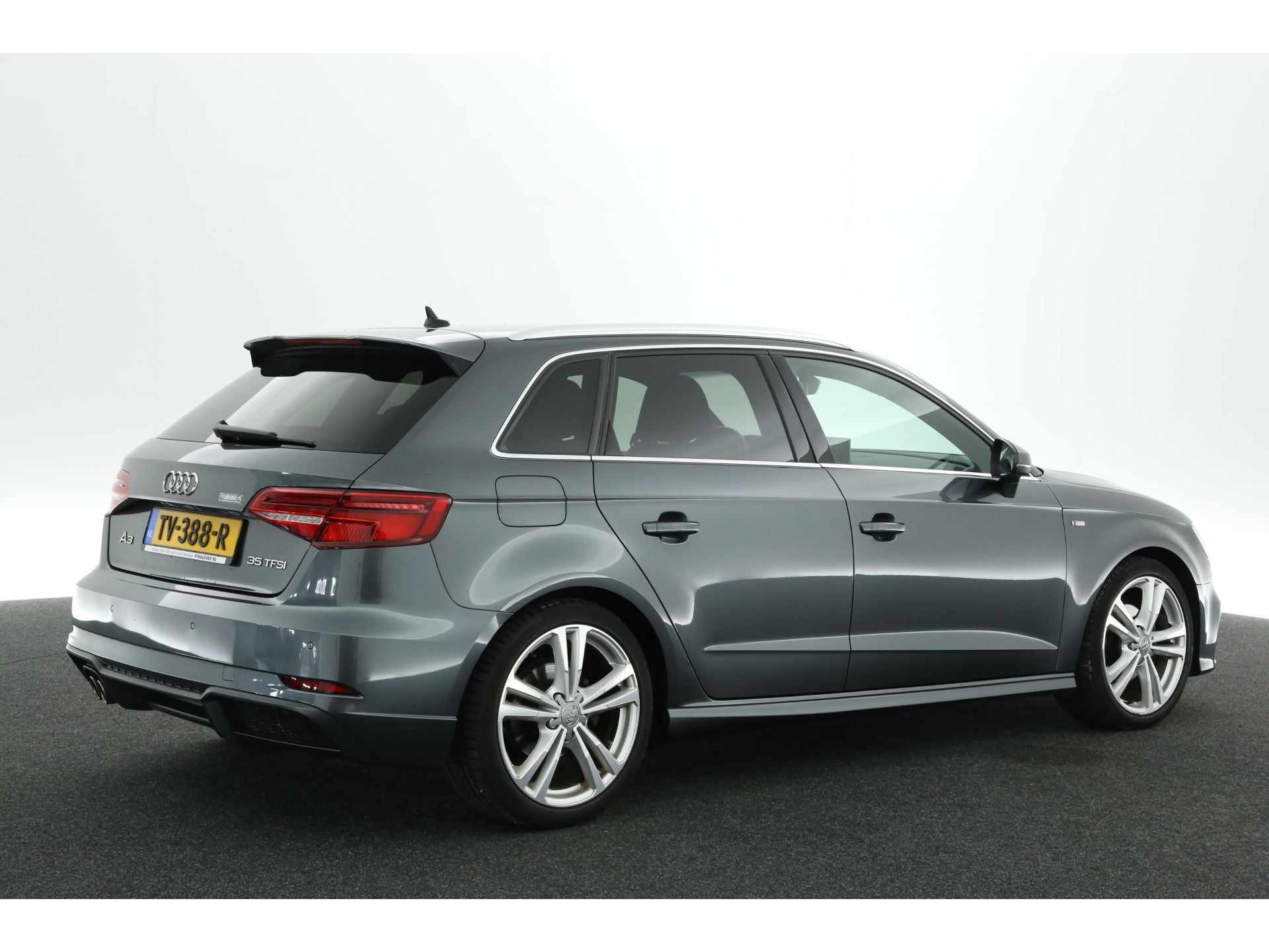 Audi A3 35 TFSI CoD Sport S Line Edition 150PK Automaat Airco Cruise Navi PDC 18''LMV Metallic