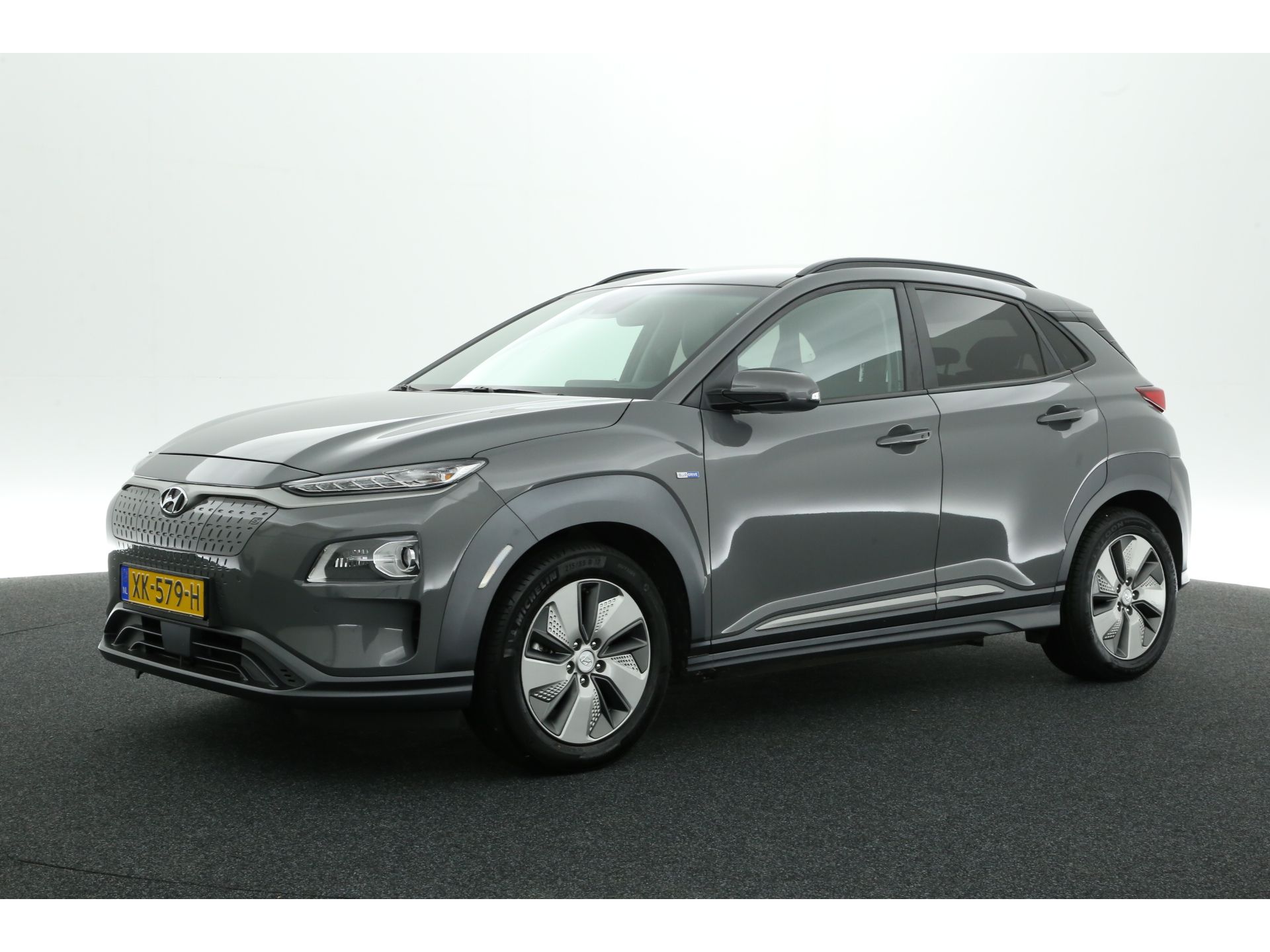 Hyundai Kona EV Premium 64kWh €2000 subsidie 204PK Automaat Elektrisch Airco Camera Carplay 17''LMV PDC LED Metallic