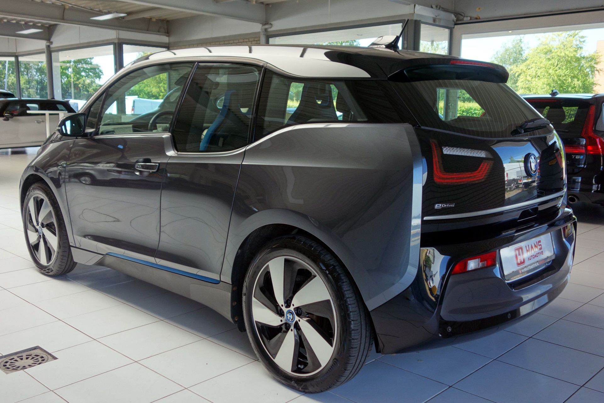 BMW i3 120Ah 42 kWh 170pk | Airco Navi Cruise | incl. BTW