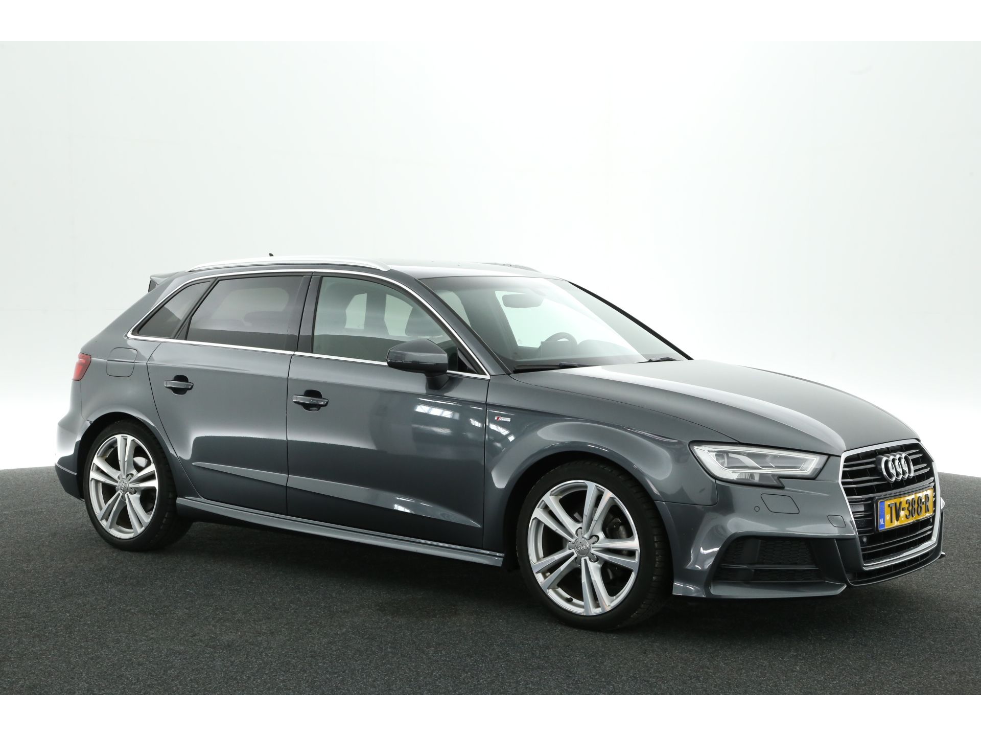 Audi A3 35 TFSI CoD Sport S Line Edition 150PK Automaat Airco Cruise Navi PDC 18''LMV Metallic