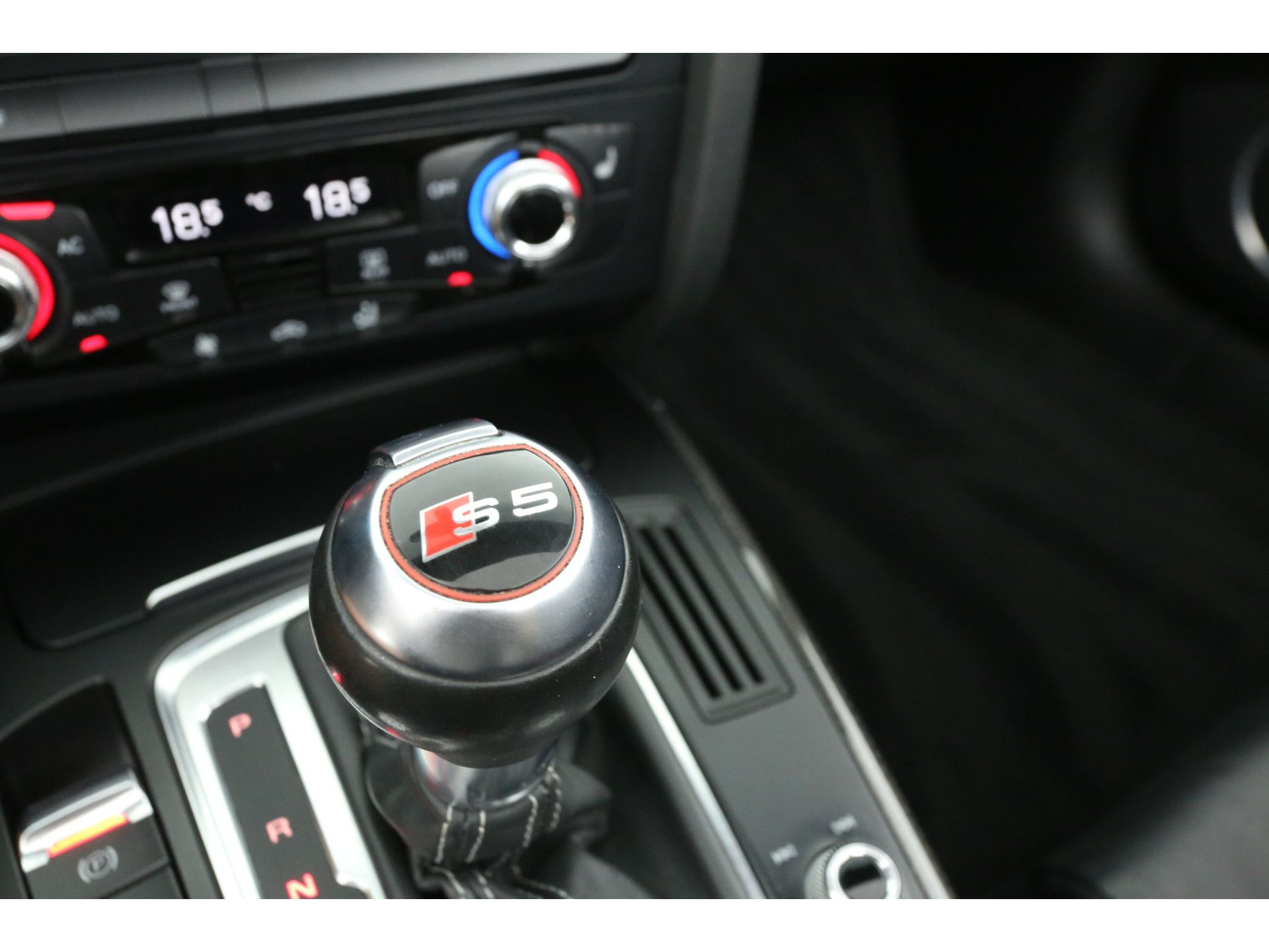 Audi S5 3.0 TFSI Quattro 334PK Cabrio Automaat Airco Cruise Camera Navigatie 19'' LMV PDC Metallic