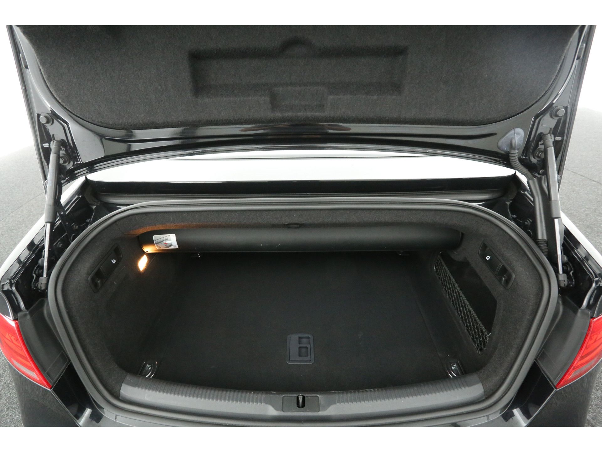Audi S5 3.0 TFSI Quattro 334PK Cabrio Automaat Airco Cruise Camera Navigatie 19'' LMV PDC Metallic