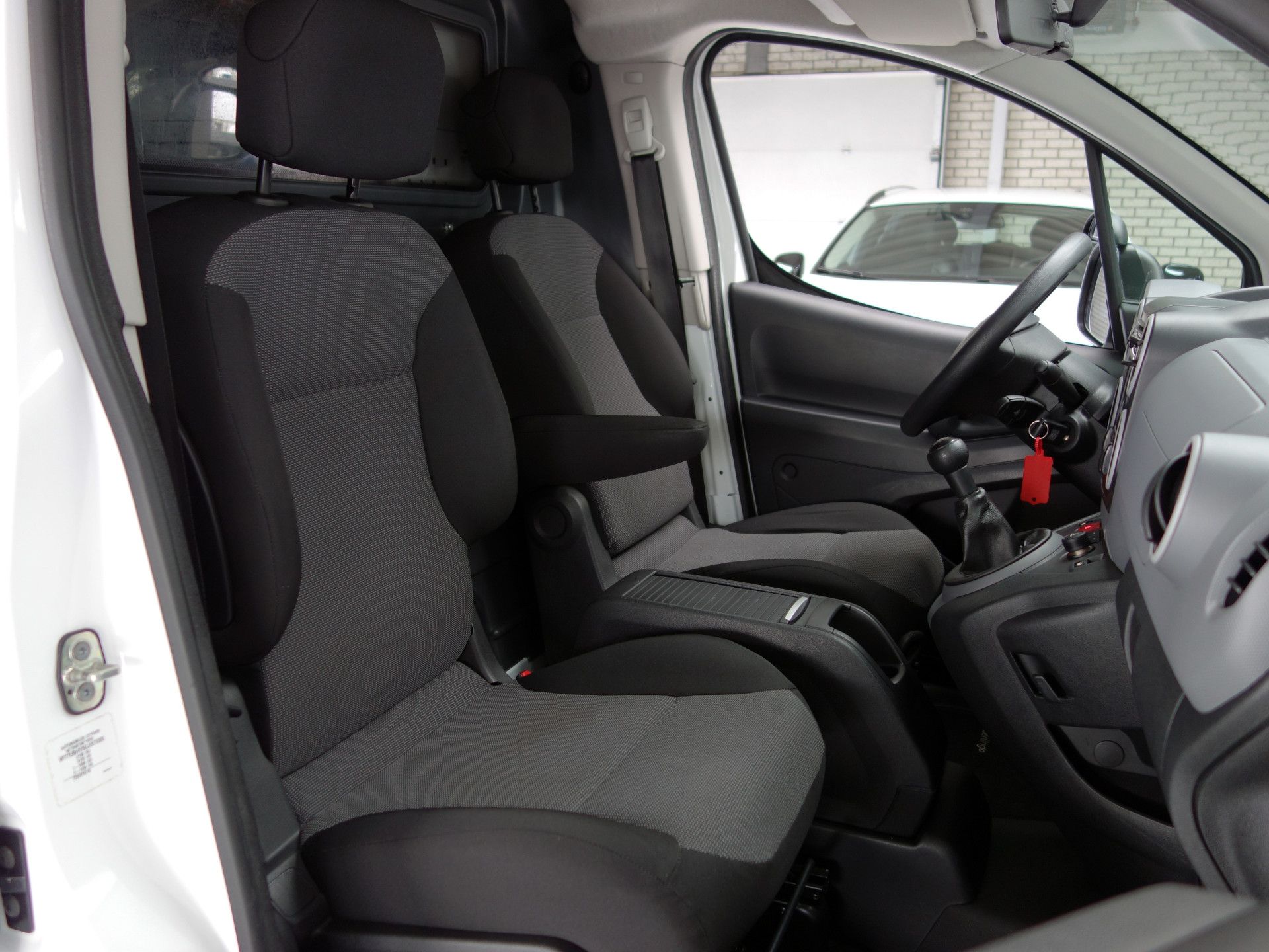 Citroën Berlingo 1.6 BlueHDI 100 Business | Airco Cruise Kasten PDC Trekhaak