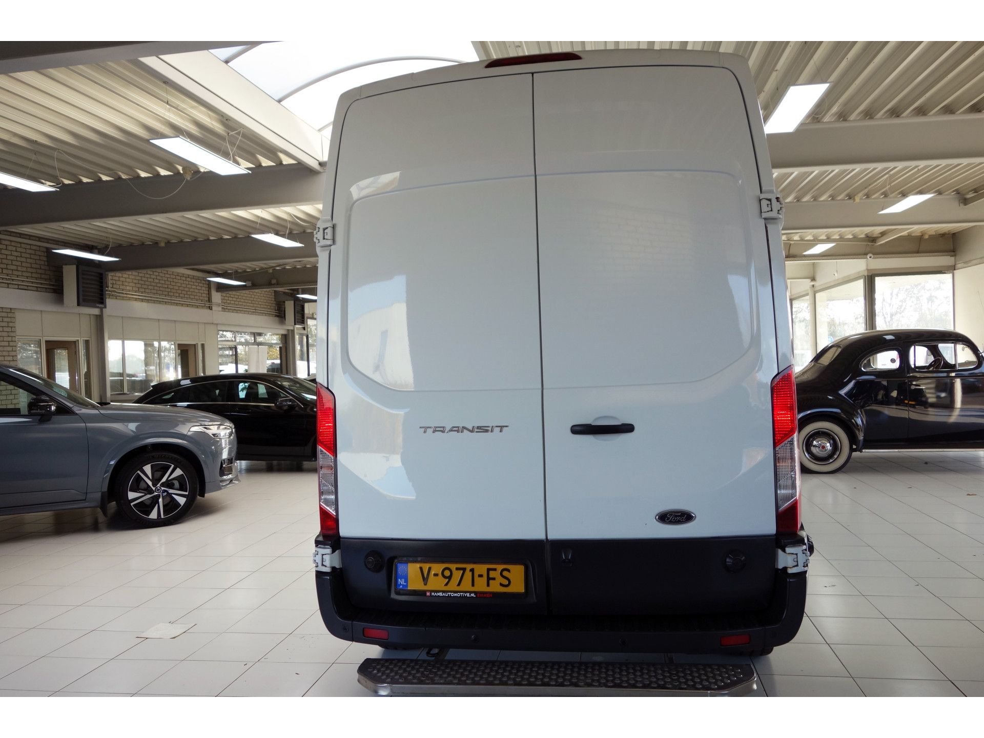 Ford Transit 350 2.0 TDCI L3H3 MARGE Trend PostNL Airco Camera PDC Cruise Start/Stop 3-Persoons